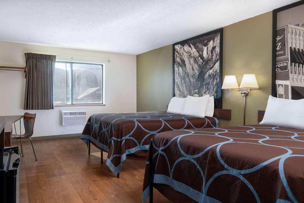 Super 8 By Wyndham Livingston Yellowstone Kamer foto